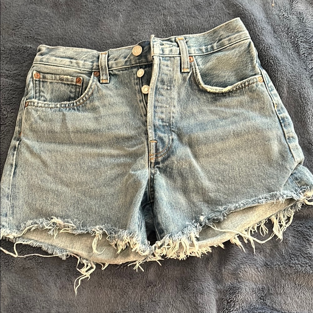 Agolde Blue Jean Shorts High-Waisted Frayed